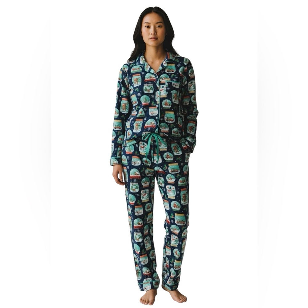 NWOT NICK & NORA Snow Globe Flannel Pajamas